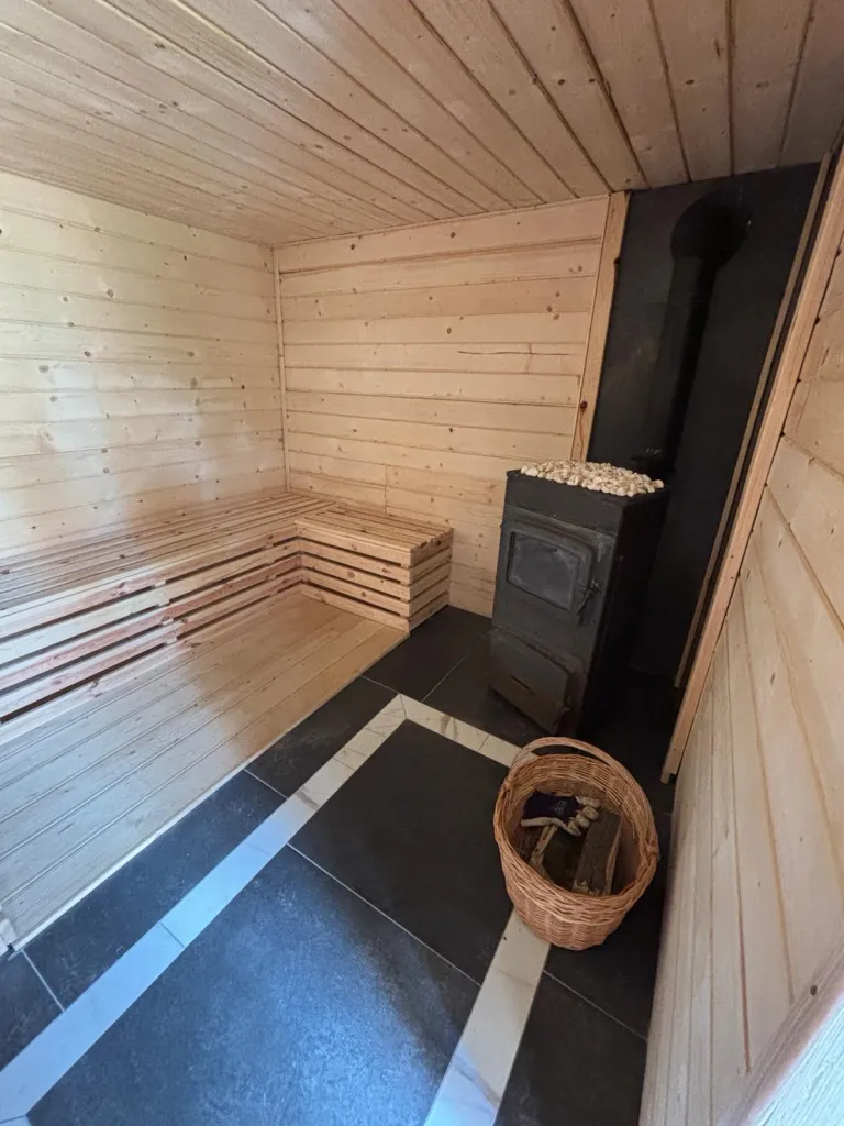Sauna fińska opalana drewnem